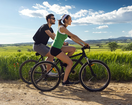 ຂີ່ລົດຖີບທົງນາ